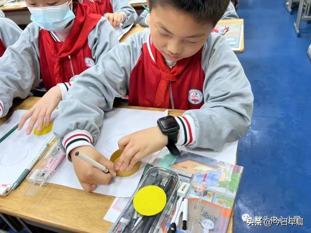 数学几何图解苹果版:全南县第二小学与陂头小学开展教学交流活动-第9张图片-太平洋在线下载