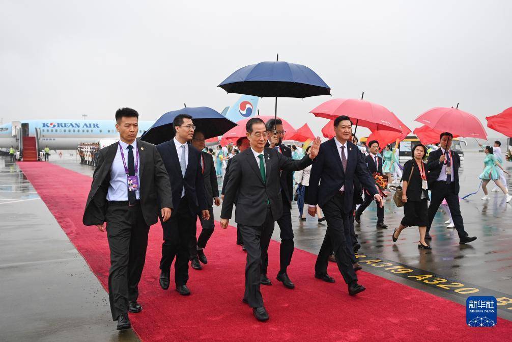 和平精英全军出击安卓版:韩国总理韩德洙抵达杭州-第3张图片-太平洋在线下载